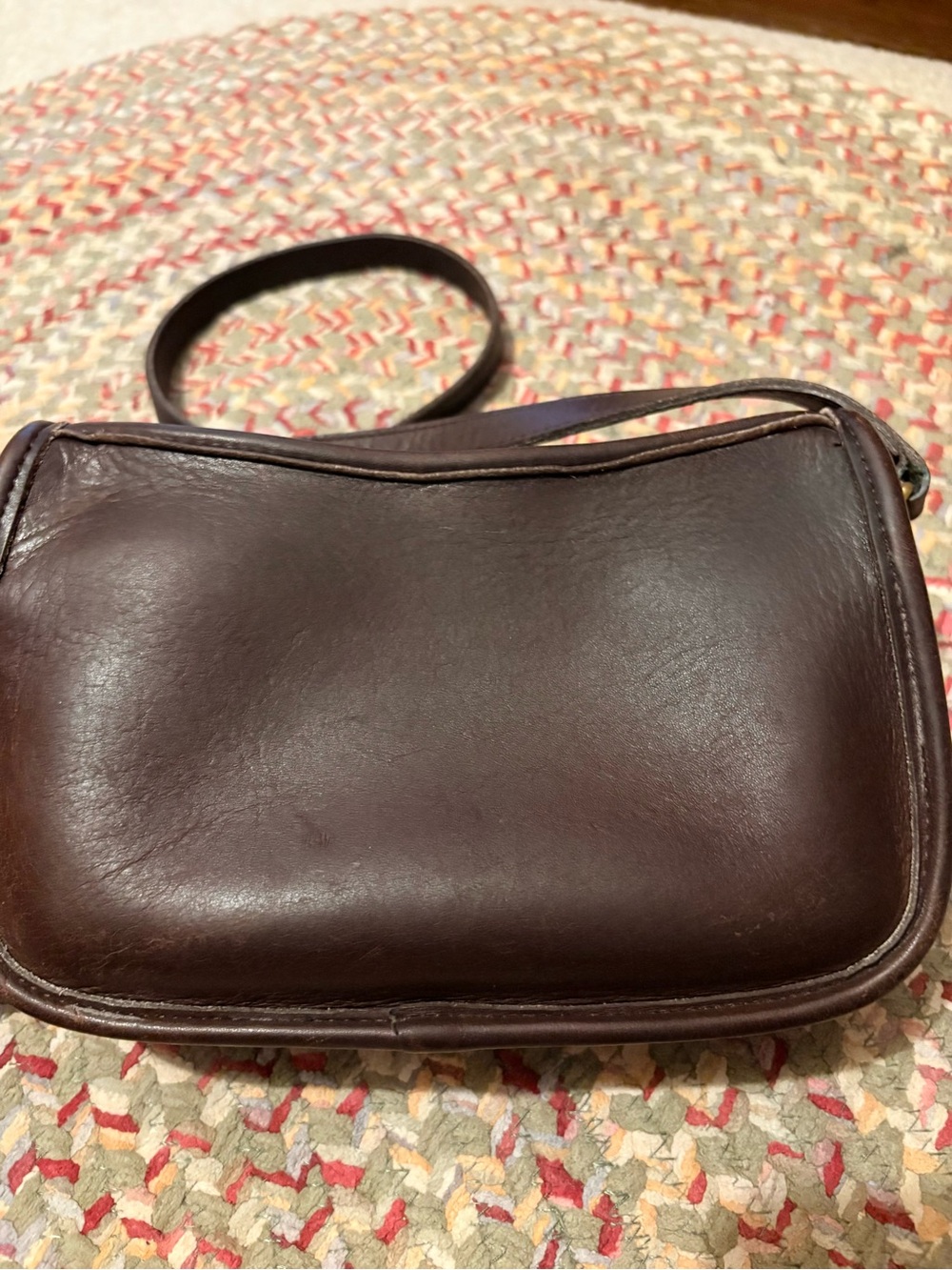 COACH WENDI
Classic Vintage
All Leather - Picture 3 of 14